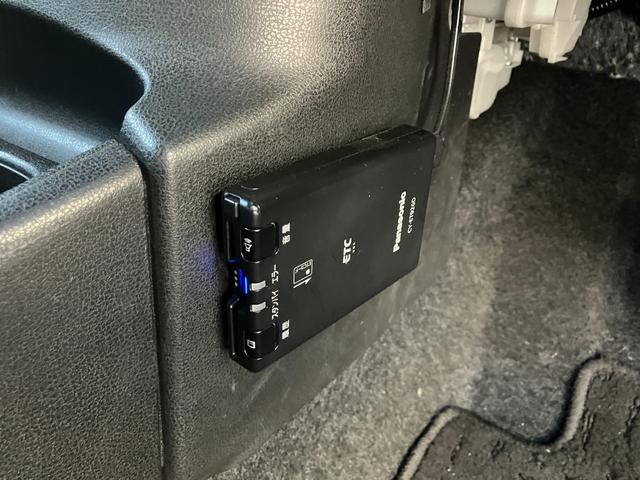 ノート e-パワー X Vセレクション 社外ナビ/全方位カメラ/ETC/LEDヘッドライト/デジタルインナーミラー/Bluetooth接続/純正アルミホイル/クリアランスソナー/衝突軽減システム(19枚目)