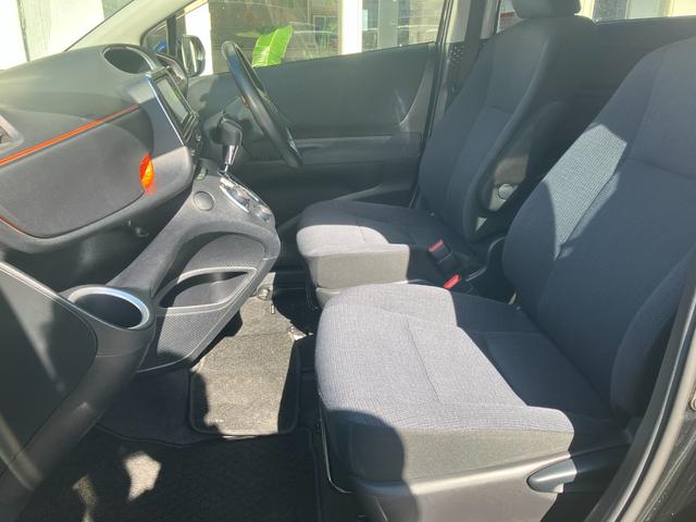 シエンタ Ｇ　純正フルセグナビ／バックカメラ／両側電動スライドドア／ＥＴＣ／スマートキー／社外アルミホイル／Ｂｌｕｅｔｏｏｔｈ接続／ステアリングスイッチ（11枚目）