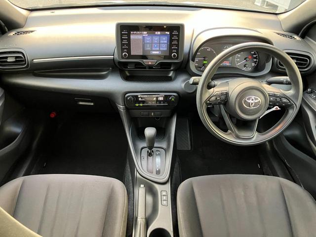 ヤリス ハイブリッドＸ　純正ナビ／バックカメラ／ＥＴＣ／Ｂｌｕｅｔｏｏｔｈ接続／アダプティブクルーズコントロール／クリアランスソナー／ＬＥＤ（4枚目）