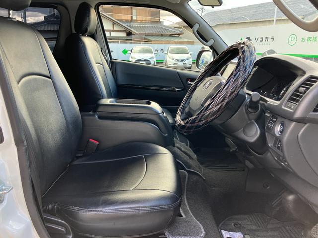 ハイエースバン スーパーGL ダークプライム ヒッチメンバー/ストラーダ ナビ/定員2(5)名(8枚目)