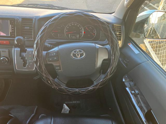 ハイエースバン スーパーGL ダークプライム ヒッチメンバー/ストラーダ ナビ/定員2(5)名(19枚目)