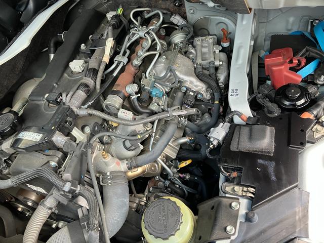 ハイエースバン スーパーGL ダークプライム ヒッチメンバー/ストラーダ ナビ/定員2(5)名(40枚目)