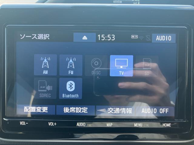 ヴォクシー ZS 煌II 純正インチナビ/フリップダウンモニター/トヨタセーフティセンス(7枚目)