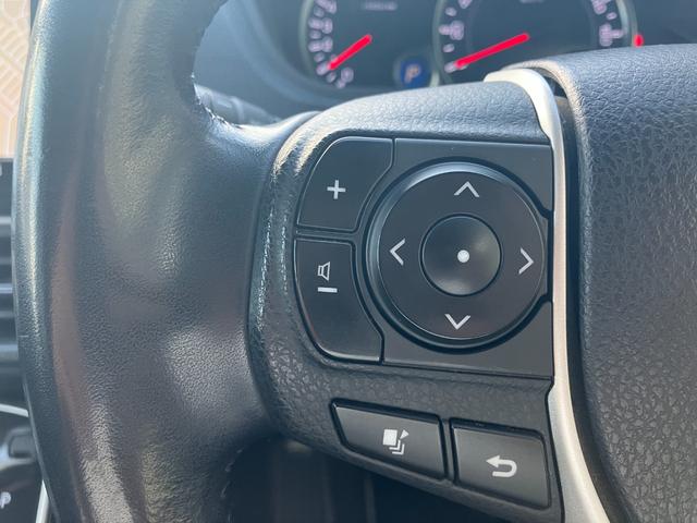 ヴォクシー ZS 煌II 純正インチナビ/フリップダウンモニター/トヨタセーフティセンス(26枚目)