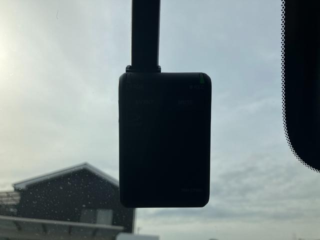 ステップワゴン ｅ：ＨＥＶスパーダ　アダプティブクルーズコントロール／ハーフレザーシート（18枚目）