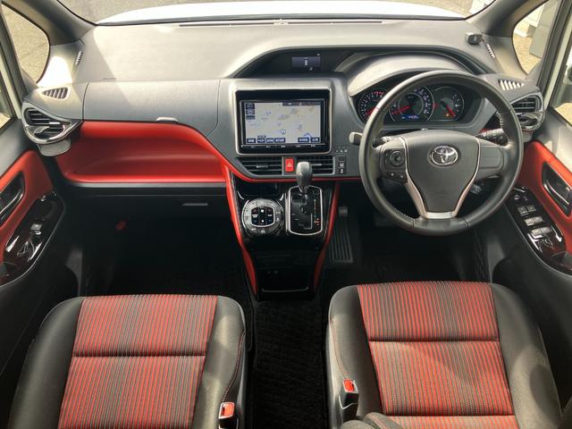 ヴォクシー ZS 純正9インチナビ/クルーズコントロール/トヨタセーフティーセンス/純正AW/純正フリップダウンモニター /ETC(2枚目)