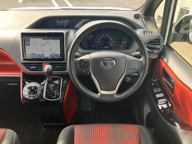 ヴォクシー ZS 純正9インチナビ/クルーズコントロール/トヨタセーフティーセンス/純正AW/純正フリップダウンモニター /ETC(19枚目)