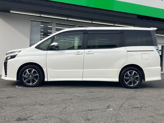 ヴォクシー ZS 純正9インチナビ/クルーズコントロール/トヨタセーフティーセンス/純正AW/純正フリップダウンモニター /ETC(29枚目)