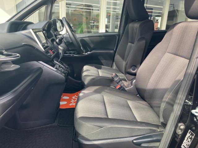 ヴォクシー ZS 社外フルセグナビ/ビルトインETC/社外フリップダウンモニター(8枚目)