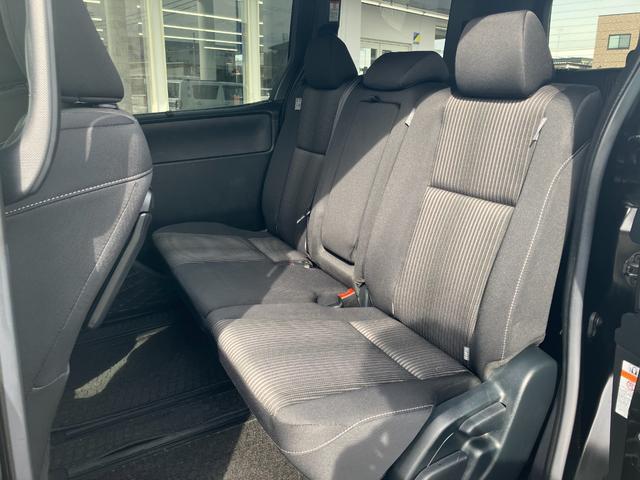 ヴォクシー ZS 社外フルセグナビ/ビルトインETC/社外フリップダウンモニター(12枚目)