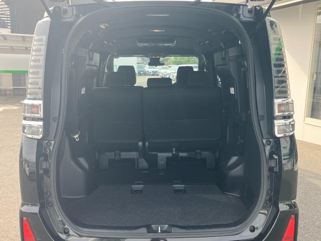 ヴォクシー ZS 社外フルセグナビ/ビルトインETC/社外フリップダウンモニター(17枚目)