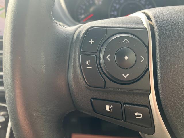 ヴォクシー ZS 社外フルセグナビ/ビルトインETC/社外フリップダウンモニター(24枚目)