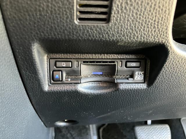 ヴォクシー Ｓ－Ｚ　純正ナビ／バックカメラ／フリップダウンモニター／Ｂｌｕｅｔｏｏｔｈ／アダプティブクルーズコントロール／両側電動スライドドア／ＬＥＤヘッドライト／ドライブレコーダー／ＥＴＣ２．０（22枚目）
