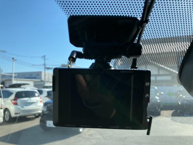 ヴォクシー Ｓ－Ｚ　純正ナビ／バックカメラ／フリップダウンモニター／Ｂｌｕｅｔｏｏｔｈ／アダプティブクルーズコントロール／両側電動スライドドア／ＬＥＤヘッドライト／ドライブレコーダー／ＥＴＣ２．０（29枚目）