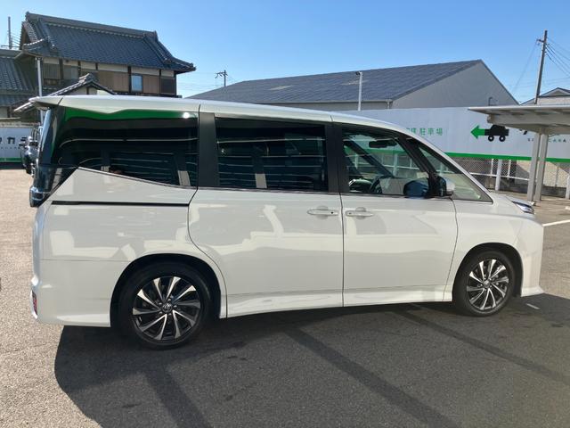 ヴォクシー Ｓ－Ｚ　純正ナビ／バックカメラ／フリップダウンモニター／Ｂｌｕｅｔｏｏｔｈ／アダプティブクルーズコントロール／両側電動スライドドア／ＬＥＤヘッドライト／ドライブレコーダー／ＥＴＣ２．０（38枚目）