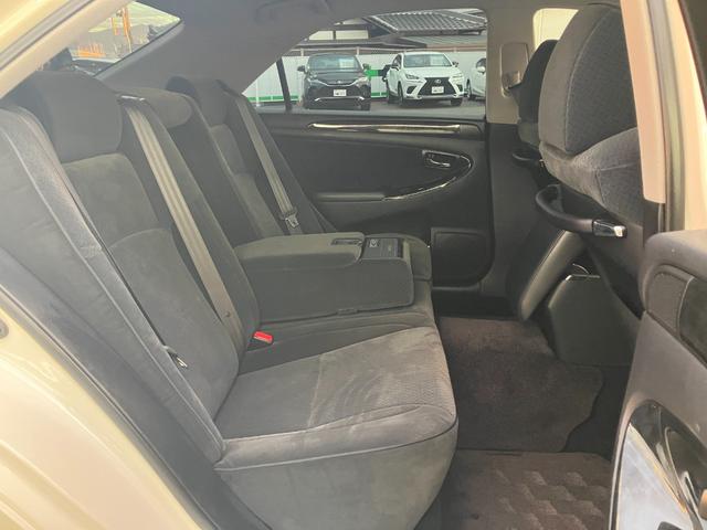 クラウン アスリート プレミアムエディション ワンオーナー/純正ナビ/バックカメラ/プッシュスタート/スポーツモード/コーナーセンサー/クルコン/パワーシート/ETC/スマートキー/スペアキー(8枚目)