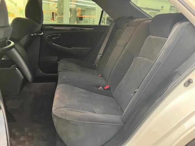 クラウン アスリート プレミアムエディション ワンオーナー/純正ナビ/バックカメラ/プッシュスタート/スポーツモード/コーナーセンサー/クルコン/パワーシート/ETC/スマートキー/スペアキー(9枚目)