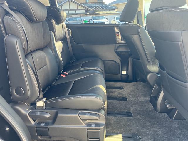 オデッセイ アブソルート・ＥＸホンダセンシング　純正８インチナビ／両側パワースライドドア／バックモニター／ドライブレコーダー／パワーシート／ビルトインＥＴＣ／パドルシフト／ＬＥＤヘッドライト／フォグランプ／フルセグＴＶ／ハーフレザーシート（12枚目）