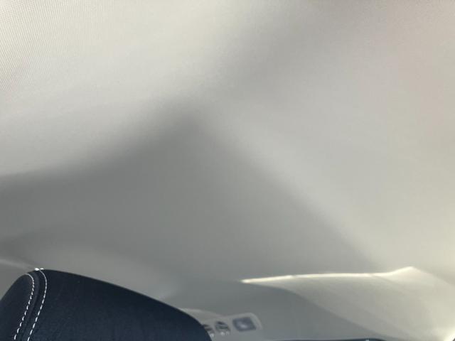 オデッセイ アブソルート・ＥＸホンダセンシング　純正８インチナビ／両側パワースライドドア／バックモニター／ドライブレコーダー／パワーシート／ビルトインＥＴＣ／パドルシフト／ＬＥＤヘッドライト／フォグランプ／フルセグＴＶ／ハーフレザーシート（17枚目）