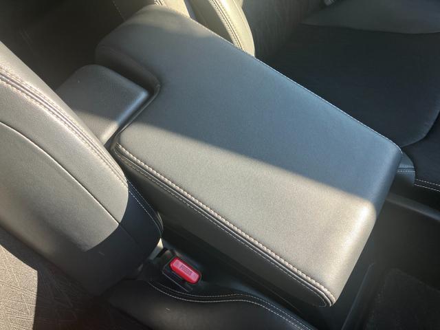 オデッセイ アブソルート・ＥＸホンダセンシング　純正８インチナビ／両側パワースライドドア／バックモニター／ドライブレコーダー／パワーシート／ビルトインＥＴＣ／パドルシフト／ＬＥＤヘッドライト／フォグランプ／フルセグＴＶ／ハーフレザーシート（28枚目）