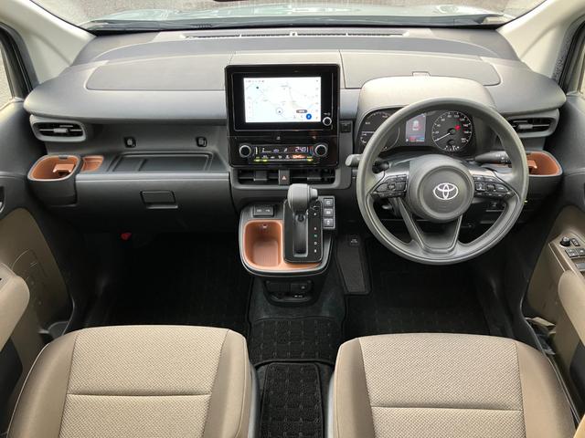 シエンタ ハイブリッドＧ　純正ディスプレイオーディオ／フルセグＴＶ／両側パワスラ／バックカメラ／ドライブレコーダー／ビルトインＥＴＣ／ＡＣ１００Ｖ電源／１５００Ｗコンセント／アダプティブクルーズ（4枚目）