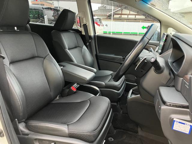 オデッセイ アブソルート・ＥＸ　純正ナビ／全方位カメラ／ＥＴＣ／フリップダウン／パワーシート／ドライブレコーダー／両側電動スライドドア／純正ＡＷ／クルーズコントロール／ハーフレザー／アイドリングストップ／パドルシフト（9枚目）