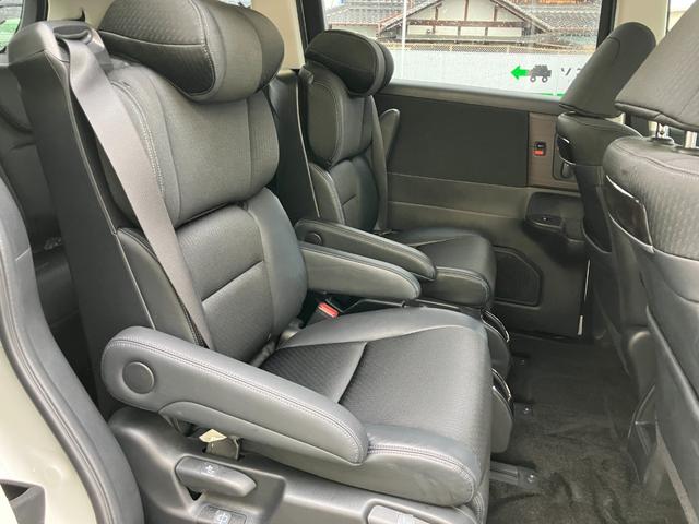 オデッセイ アブソルート・ＥＸ　純正ナビ／全方位カメラ／ＥＴＣ／フリップダウン／パワーシート／ドライブレコーダー／両側電動スライドドア／純正ＡＷ／クルーズコントロール／ハーフレザー／アイドリングストップ／パドルシフト（12枚目）