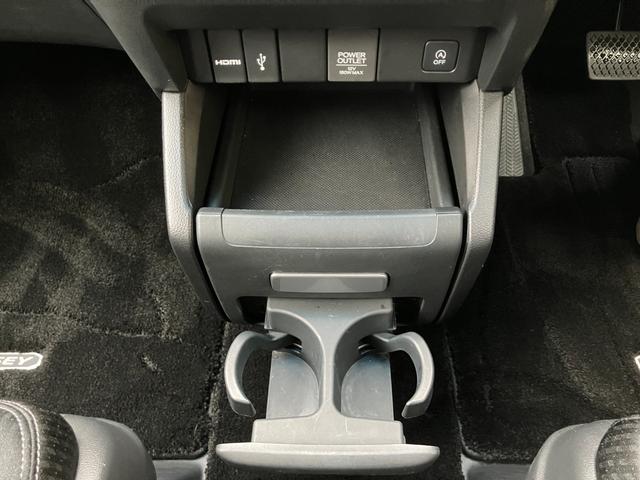 オデッセイ アブソルート・ＥＸ　純正ナビ／全方位カメラ／ＥＴＣ／フリップダウン／パワーシート／ドライブレコーダー／両側電動スライドドア／純正ＡＷ／クルーズコントロール／ハーフレザー／アイドリングストップ／パドルシフト（29枚目）