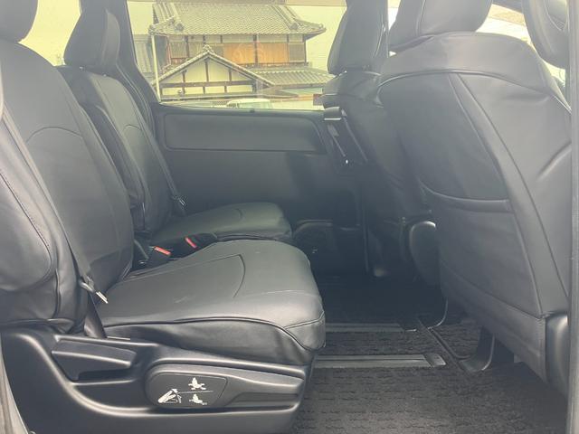 ヴォクシー ＺＳ　煌ＩＩ　純正ナビフルセグＴＶ／セーフティセンス／バックモニター／両側パワースライドドア／プッシュスタート／ＬＥＤヘッドライト／ＥＴＣ／クリアランスソナー（12枚目）