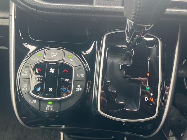 ヴォクシー ＺＳ　煌ＩＩ　純正ナビフルセグＴＶ／セーフティセンス／バックモニター／両側パワースライドドア／プッシュスタート／ＬＥＤヘッドライト／ＥＴＣ／クリアランスソナー（21枚目）