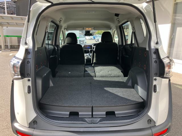 シエンタ ファンベースＧ　セーフティーエディション　純正フルセグナビ／全方位カメラ／トヨタセーフティーセンス／両側電動スライドドア／スマートキー／シートヒーター／ステアリングヒーター／ＥＴＣ／クリアランスソナー（9枚目）