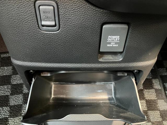 Ｎ－ＢＯＸカスタム Ｇ・Ｌターボホンダセンシング　クルーズコントロール　両側パワースライドドア　ＥＴＣ　社外ＳＤナビ　フルセグＴＶ　バックカメラ　衝突被害軽減ブレーキ（14枚目）