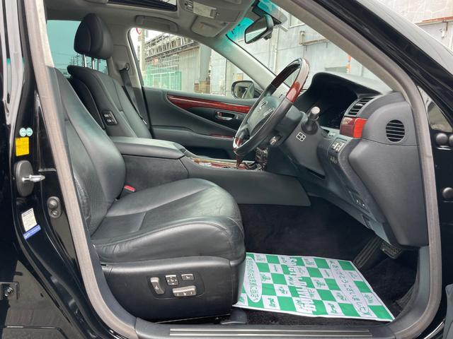 ＬＳ ＬＳ４６０　バージョンＳ　Ｉパッケージ　サンルーフ！社外アルミホイール（12枚目）