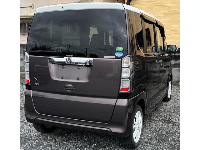 Ｎ－ＢＯＸ ２トーンカラースタイル　Ｇ　ＳＳパッケージ　純正ナビ　バックカメラ　ＥＴＣ　両側パワースライドドア　あんしんパッケージ　純正アルミホイール　Ｂｌｕｅｔｏｏｔｈ対応　オートエアコン（4枚目）