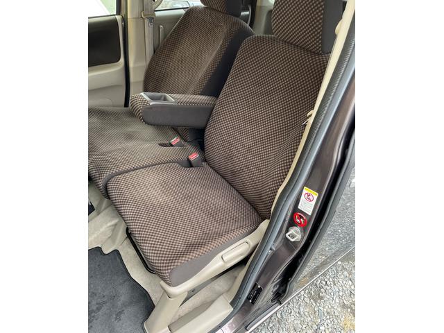 Ｎ－ＢＯＸ ２トーンカラースタイル　Ｇ　ＳＳパッケージ　純正ナビ　バックカメラ　ＥＴＣ　両側パワースライドドア　あんしんパッケージ　純正アルミホイール　Ｂｌｕｅｔｏｏｔｈ対応　オートエアコン（8枚目）