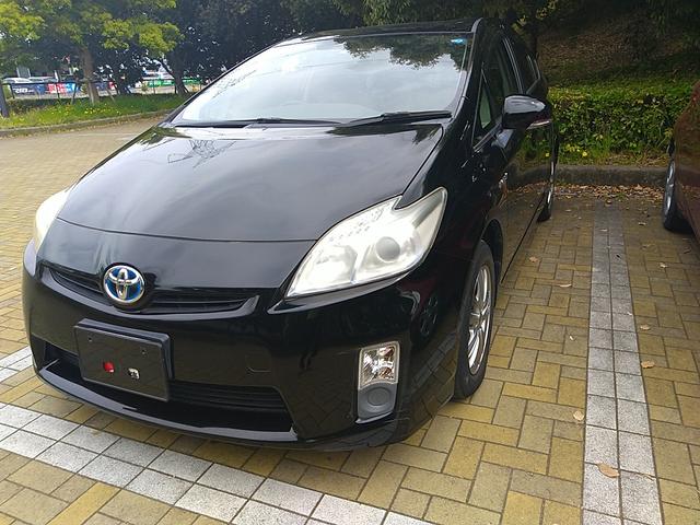 プリウス Ｌ　ＣＤ　ＤＶＤ　テレビ　ナビ　ＥＴＣ　キーレス　電格ミラー　オートエアコン　プッシュスタート（2枚目）