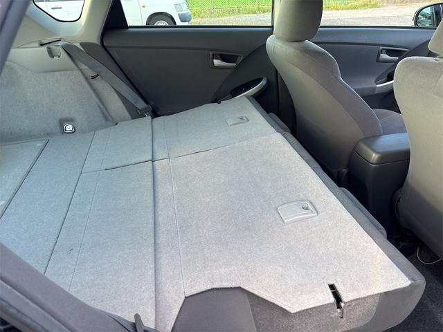 プリウス Ｌ　ＣＤ　ＤＶＤ　テレビ　ナビ　ＥＴＣ　キーレス　電格ミラー　オートエアコン　プッシュスタート（50枚目）