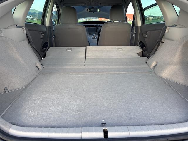 プリウス Ｌ　ＣＤ　ＤＶＤ　テレビ　ナビ　ＥＴＣ　キーレス　電格ミラー　オートエアコン　プッシュスタート（51枚目）