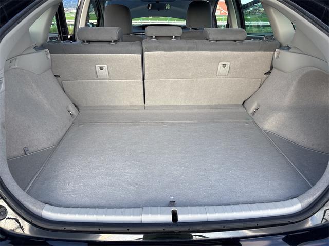 プリウス Ｌ　ＣＤ　ＤＶＤ　テレビ　ナビ　ＥＴＣ　キーレス　電格ミラー　オートエアコン　プッシュスタート（52枚目）