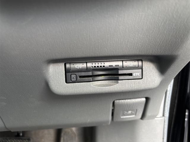 プリウス Ｌ　ＣＤ　ＤＶＤ　テレビ　ナビ　ＥＴＣ　キーレス　電格ミラー　オートエアコン　プッシュスタート（62枚目）
