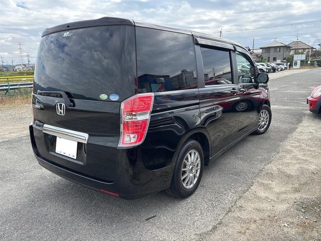 ステップワゴン Ｇ　Ｌパッケージ　社外ナビ　ＣＤ／ＤＶＤ／ブルーレイ　フルセグ　バックカメラ　前後ドライブレコーダー　フリップダウンモニター　レザーシート　ＥＴＣ／ＰＷ／ＰＳ／ＢＴ　Ｗエアコン　アルミホイール　両側電動スライドドア（12枚目）