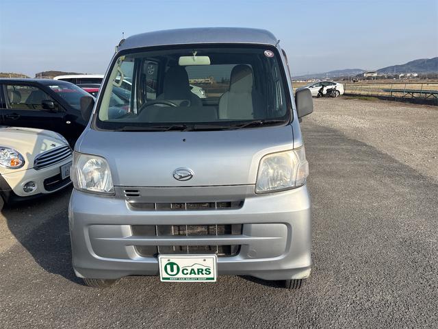 ハイゼットカーゴ デラックスリミテッド　５速ＭＴ　４ＷＤ　エアコン　パワーウィンドウ　パワーステアリング　両側スライドドア　商用車（2枚目）