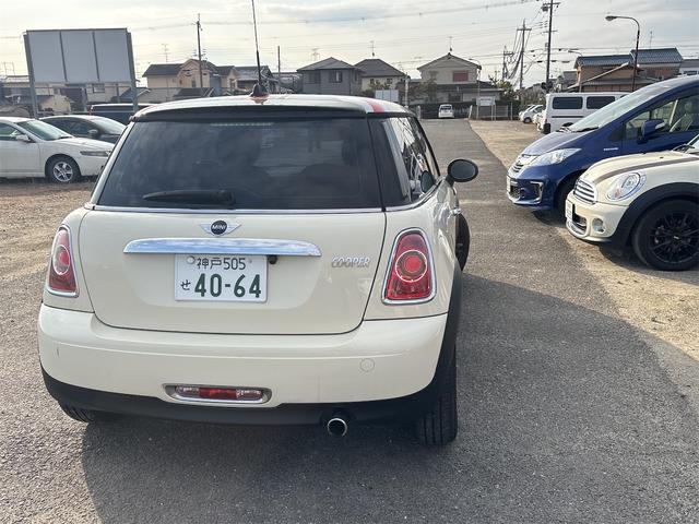ＭＩＮＩ クーパー　社外ナビ、テレビ、エアコン、バックカメラ、ＥＴＣ、アルミ、ラッピングルーフ（10枚目）