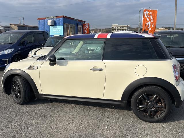 ＭＩＮＩ クーパー　社外ナビ、テレビ、エアコン、バックカメラ、ＥＴＣ、アルミ、ラッピングルーフ（15枚目）