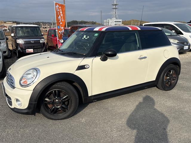 ＭＩＮＩ クーパー　社外ナビ、テレビ、エアコン、バックカメラ、ＥＴＣ、アルミ、ラッピングルーフ（16枚目）
