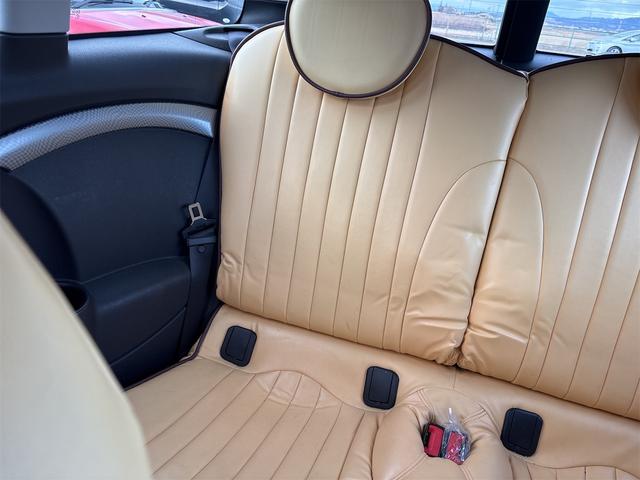 MINI クーパーS クラブマン エアコン ETC デジタルミラー ドラレコ パドルシフト 16インチアルミ PW PS レザー調シートカバー スペアキー(40枚目)