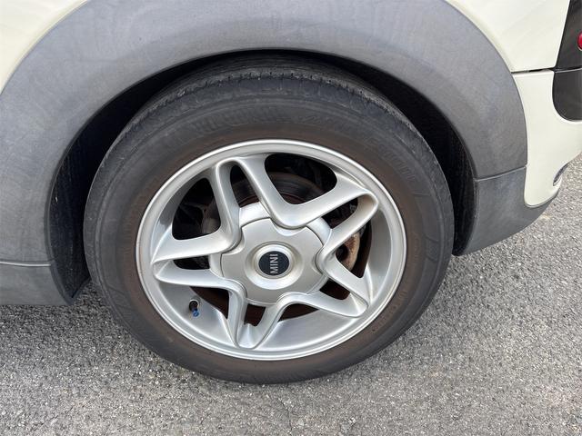 MINI クーパーS クラブマン エアコン ETC デジタルミラー ドラレコ パドルシフト 16インチアルミ PW PS レザー調シートカバー スペアキー(48枚目)