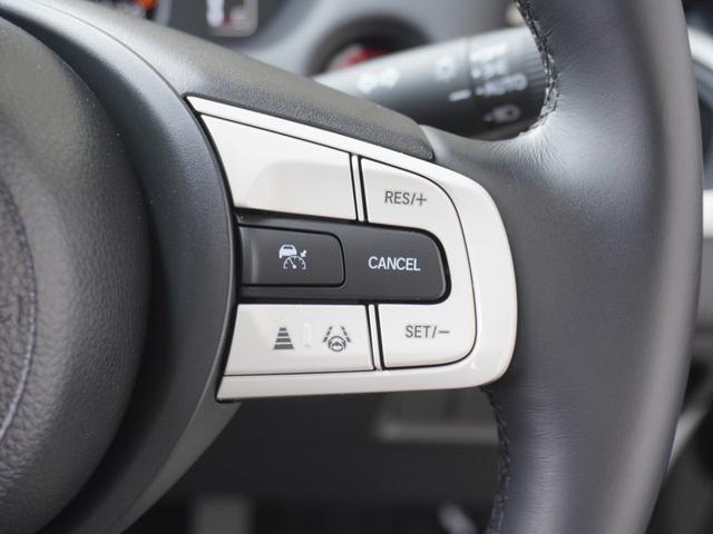フィット ｅ：ＨＥＶホーム　デモカー　９インチナビ　ドラレコ　バックカメラ　障害物センサー　ＥＴＣ　Ｂｌｕｅｔｏｏｔｈ　ＵＳＢ入力端子　ＬＥＤヘッドライト　横滑り防止装置　衝突被害軽減ブレーキ　アイドリングストップ　盗難防止装置（17枚目）
