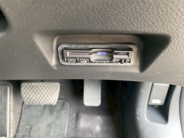 ジェイド ハイブリッドＸ　メモリーナビ　リアカメラ　フルセグ　スマートキー　ＬＥＤヘッドライト　衝突軽減ブレーキ　クルコン　Ｂｌｕｅｔｏｏｔｈ　ＵＳＢ　社外アルミ　ＥＴＣ　純正１７インチアルミ（夏タイヤ）積込（34枚目）