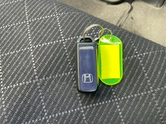 Ｎ－ＯＮＥ プレミアム・Ｌパッケージ　メモリーナビ　フルセグ　スマートキー　ＨＩＤヘッドライト　ドライブレコーダー　ＵＳＢ　純正アルミ　ＥＴＣ（33枚目）